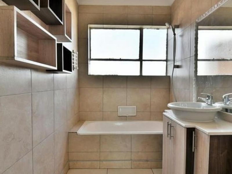 1 Bedroom Apartment for Sale in Alberton North - Photo 4