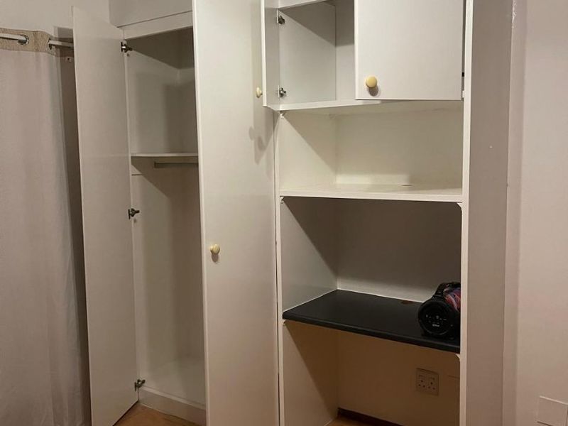 Studio/Bachelor flat - Photo 4