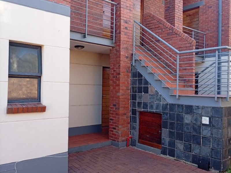 Studio/Bachelor flat - Photo 2