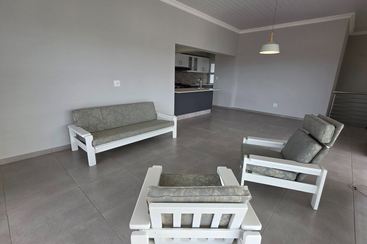 Beautiful Duet House... Established and Popular Neighborhood !!! - Photo 5
