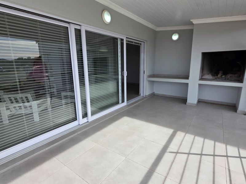 Beautiful Duet House... Established and Popular Neighborhood !!! - Photo 2