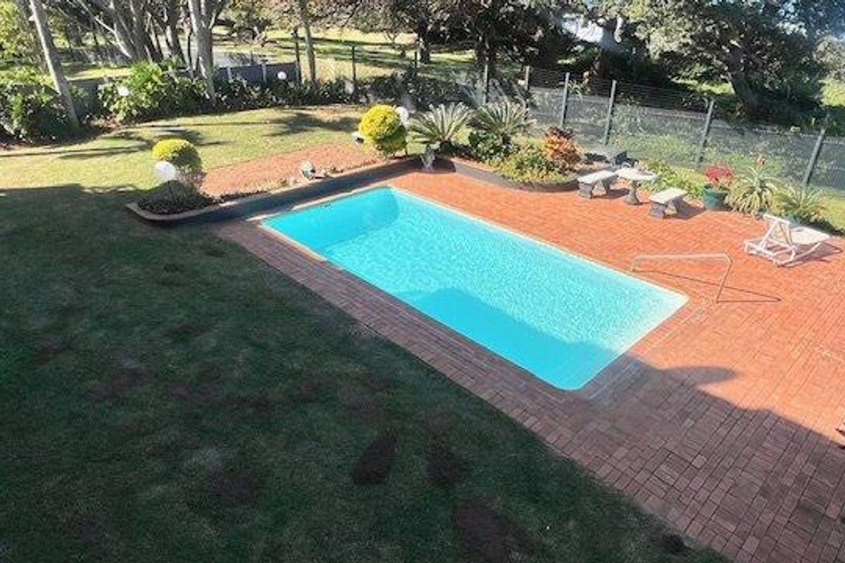 Seaside Steal in Shelly Beach – Front Row to the Ocean! - Photo 2