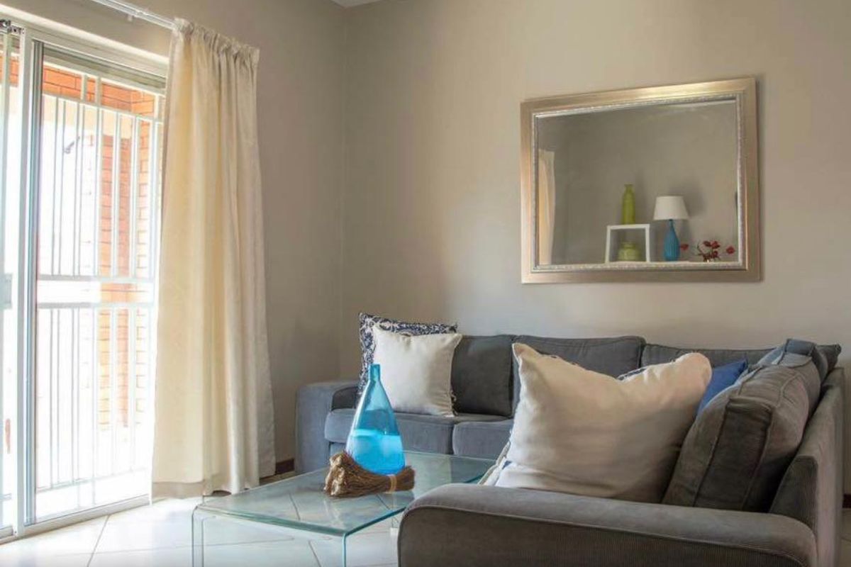 .2-Bedroom Ground Floor Apartment in Popular Monavoni Complex - Photo 5