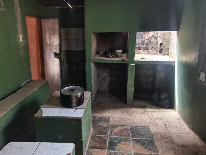 Commercial property for sale in KwaNobuhle - Photo 6