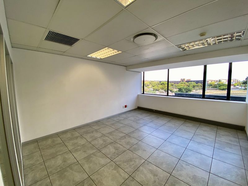 A-Grade Office Space To Let In Centurion - Photo 8