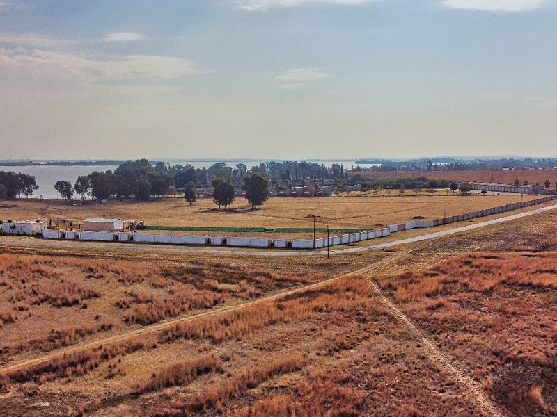 Eco Off-Grid Agricultural Stands  - Photo 7