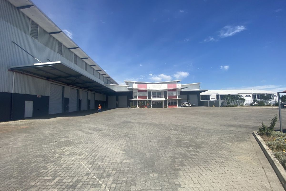 Modern and secure premises to let in the sought after area of Airport City - Photo 2