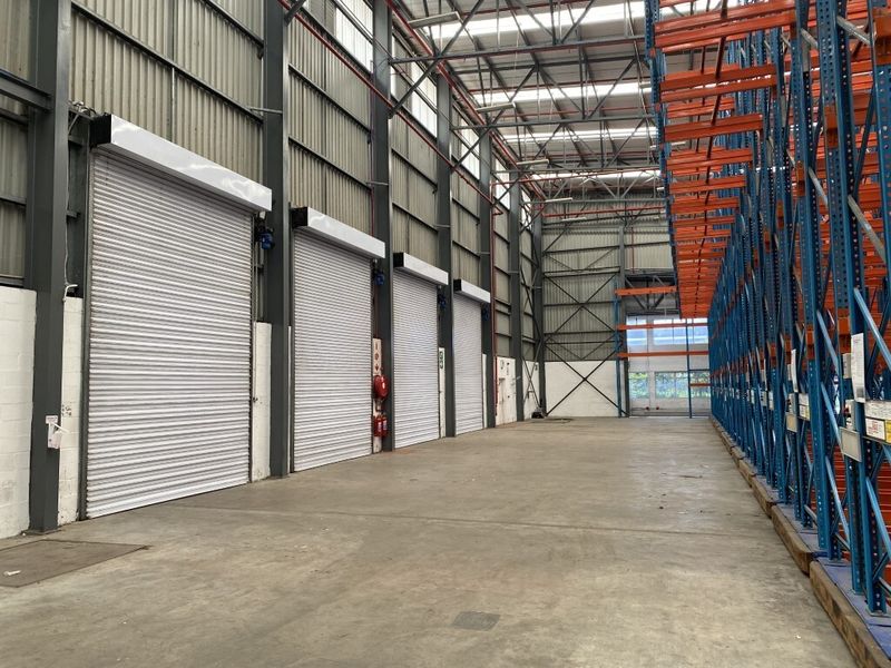 Modern and secure premises to let in the sought after area of Airport City - Photo 7