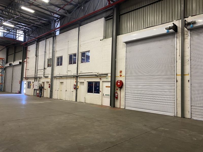 Modern and secure premises to let in the sought after area of Airport City - Photo 6