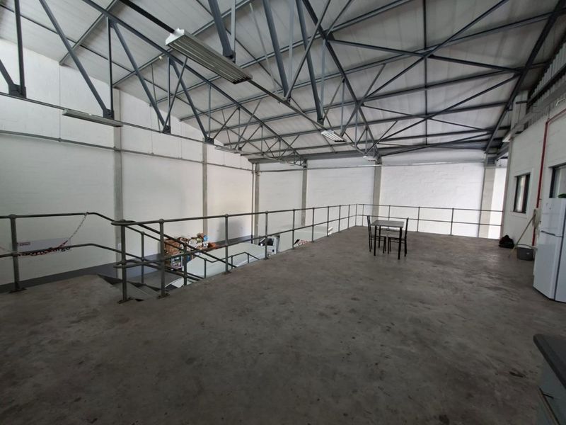 404 m2 Unit in popular CTX Business park in the Airport Precint - Photo 7