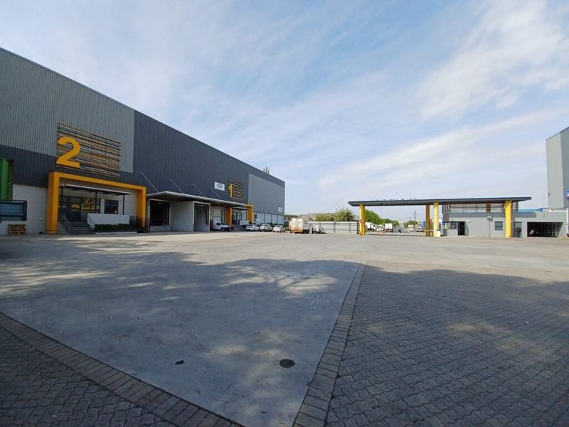 A Grade warehouse , 14metre high, Sprinkler system - Photo 1