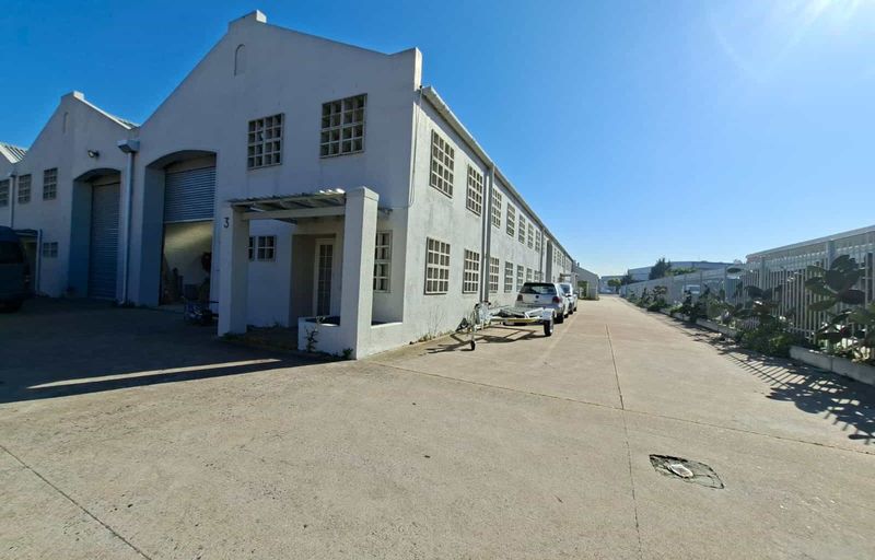 Unit to let in Airport Industria park