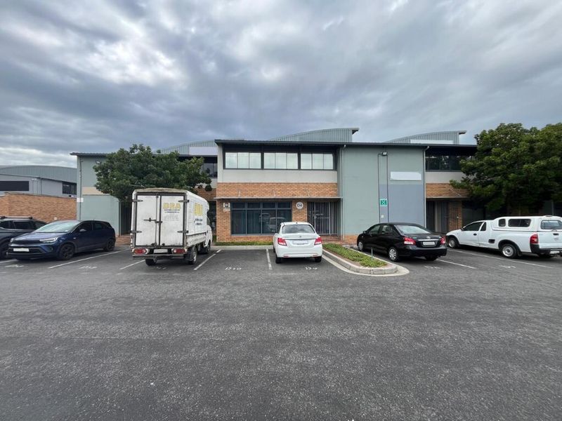 Neat unit to rent in CTX Business Park, Airport Industria - Photo 1