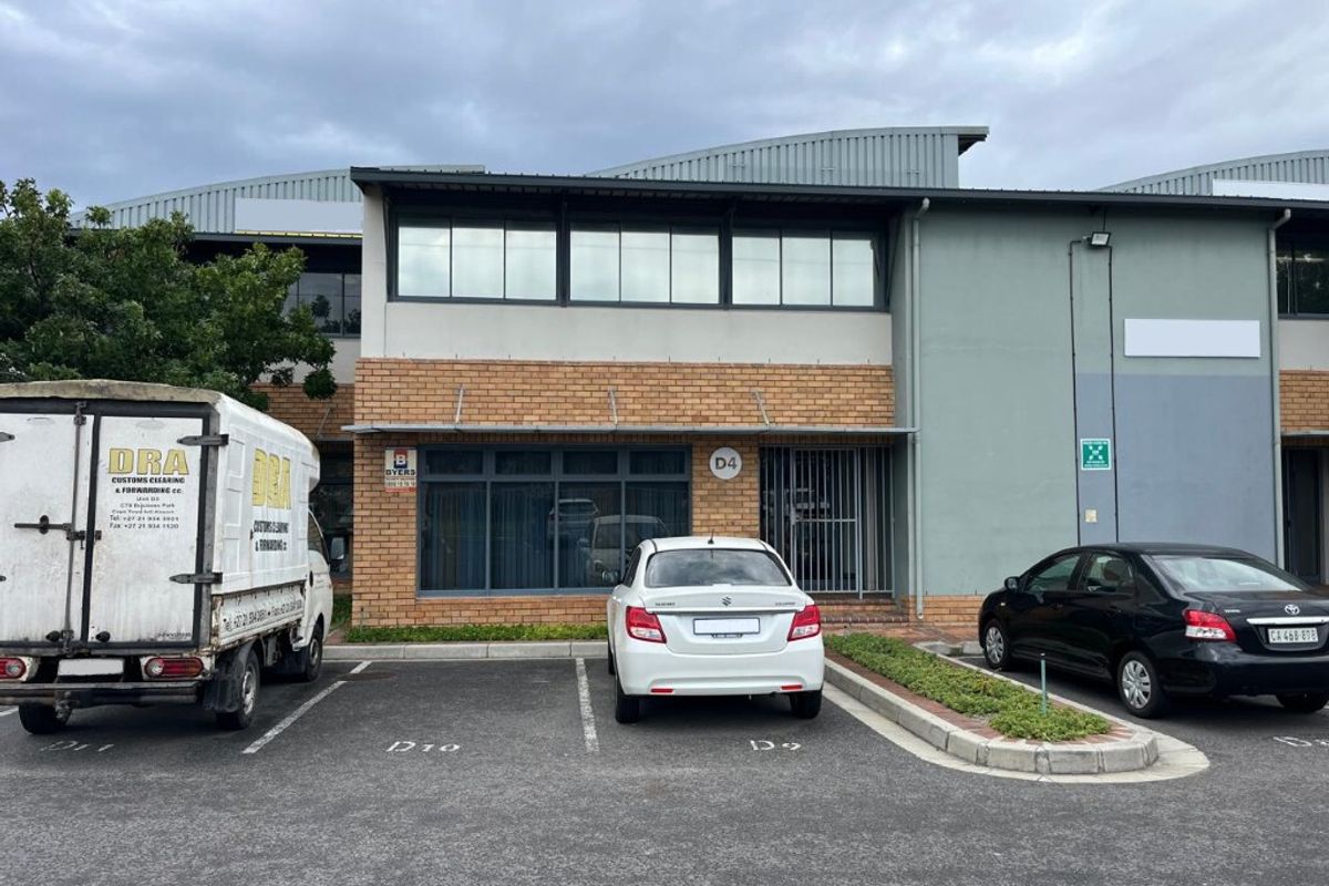 Neat unit to rent in CTX Business Park, Airport Industria - Photo 2