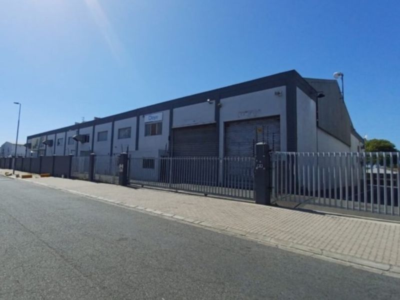 2568m2 Warehouse For Rent in Airport Industria 2 Airport Industria - Photo 4