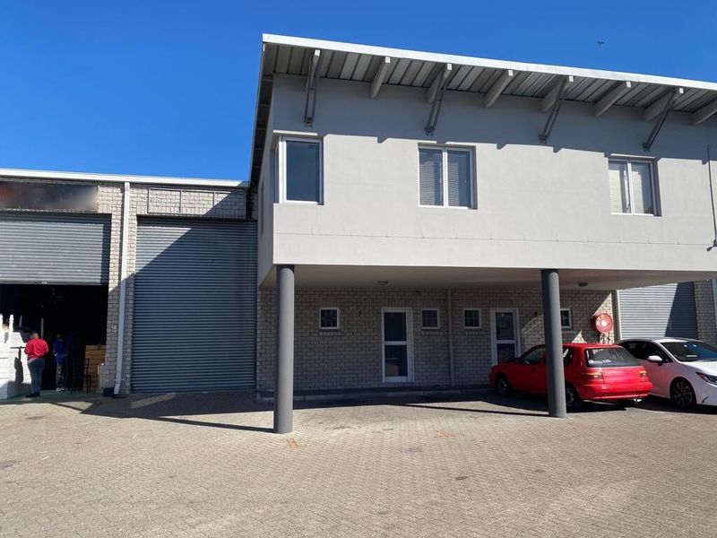 SOLE MANDATE! Neat unit in a secure park available to let in Airport City - Photo 2
