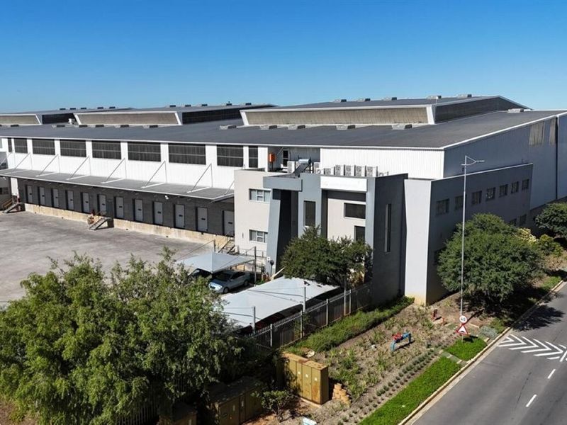 14154m2 Warehouse to Rent in Montague Park, Milnerton - Photo 2
