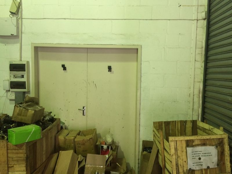 Industrial Unit with Office Component to let in Airport City - Photo 5
