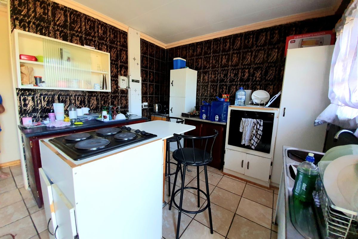 House For Sale in Ventersdorp Central - Photo 2