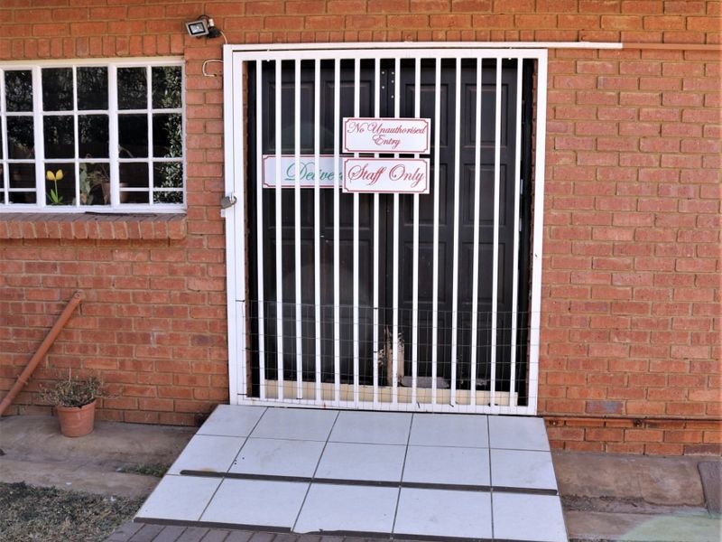 House For Sale in Tedderfield AH - Photo 5