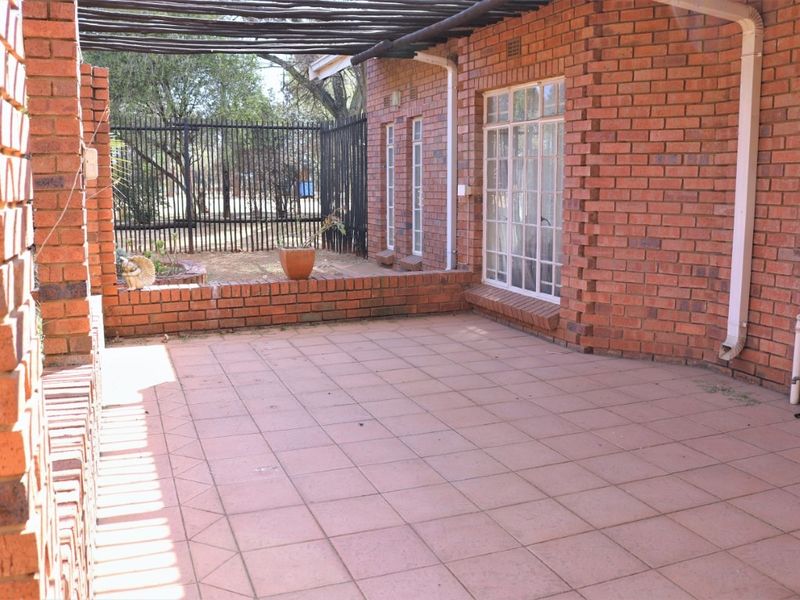 House For Sale in Tedderfield AH - Photo 4