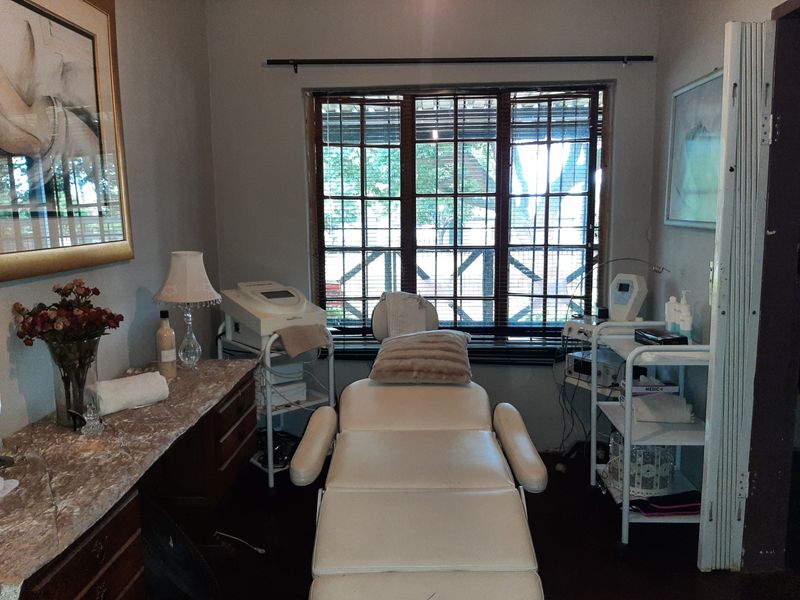 Farm For Sale in Heatherdale AH - Photo 8