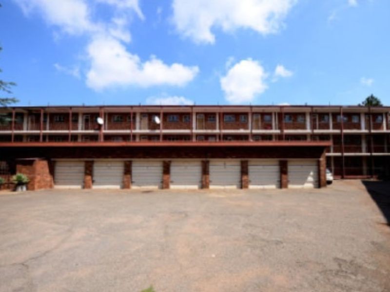 Apartment For Sale in Vanderbijlpark Cw 1 - Photo 4