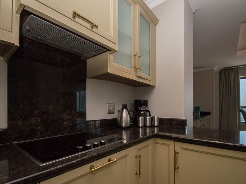 Apartment For Sale in Sandton Central - Photo 9