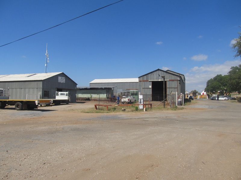 Industrial For Sale in Polokwane Industria - Photo 4