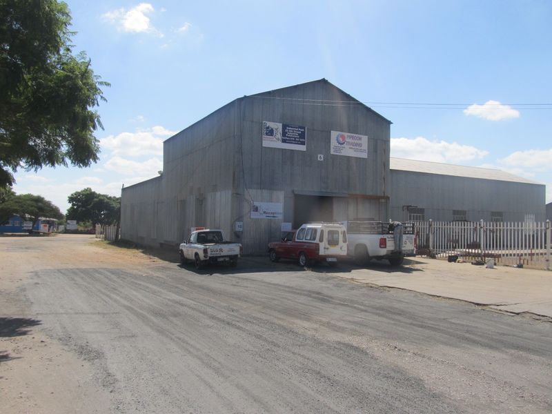 Industrial For Sale in Polokwane Industria - Photo 2