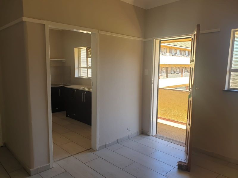 Apartment For Sale in Stilfontein Ext 1 - Photo 2