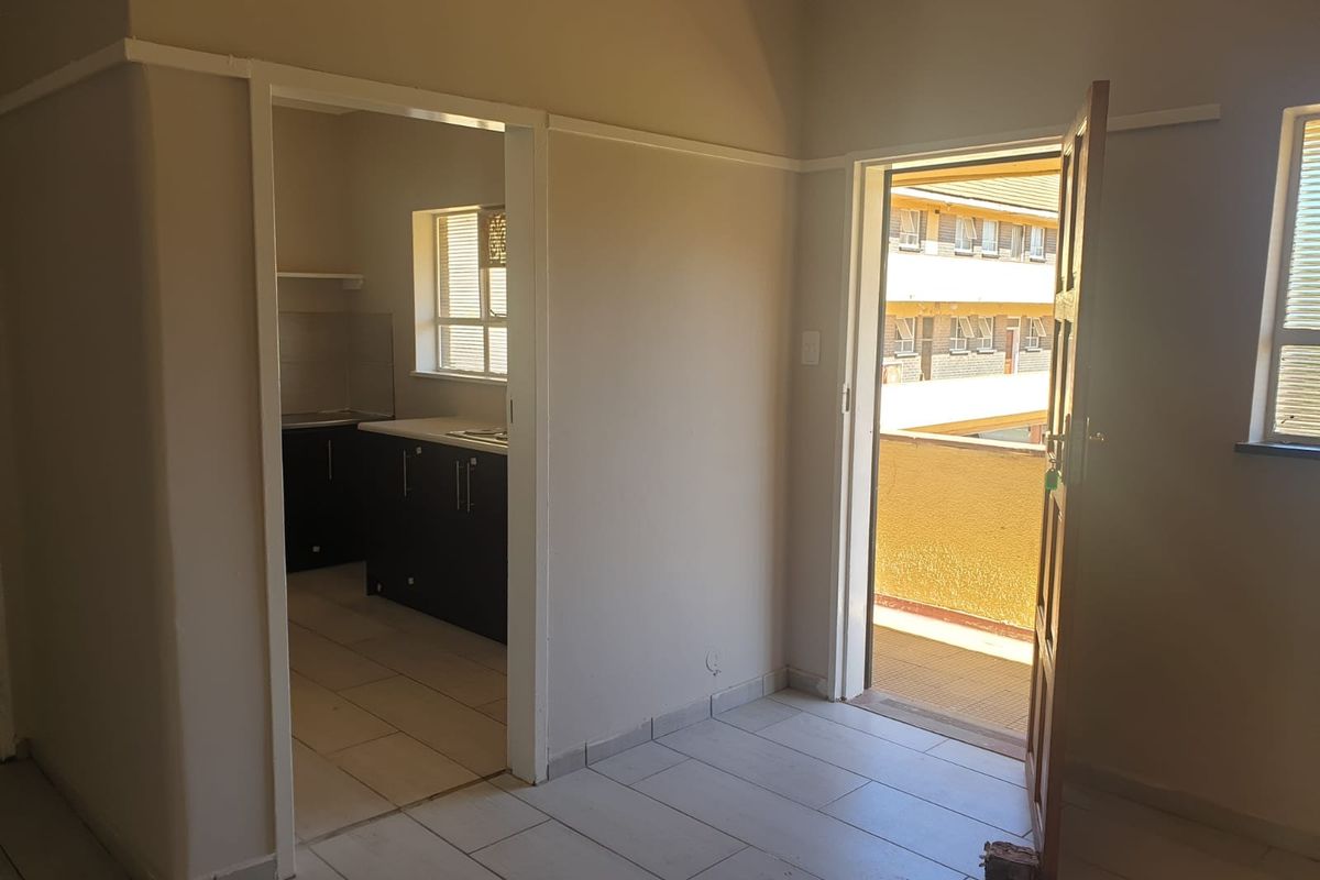 Apartment For Sale in Stilfontein Ext 1 - Photo 2