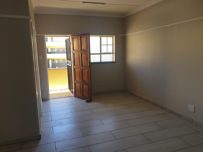 Apartment For Sale in Stilfontein Ext 1 - Photo 2