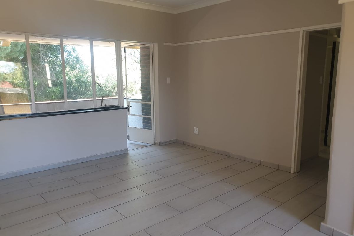 Apartment For Sale in Stilfontein Ext 1 - Photo 2