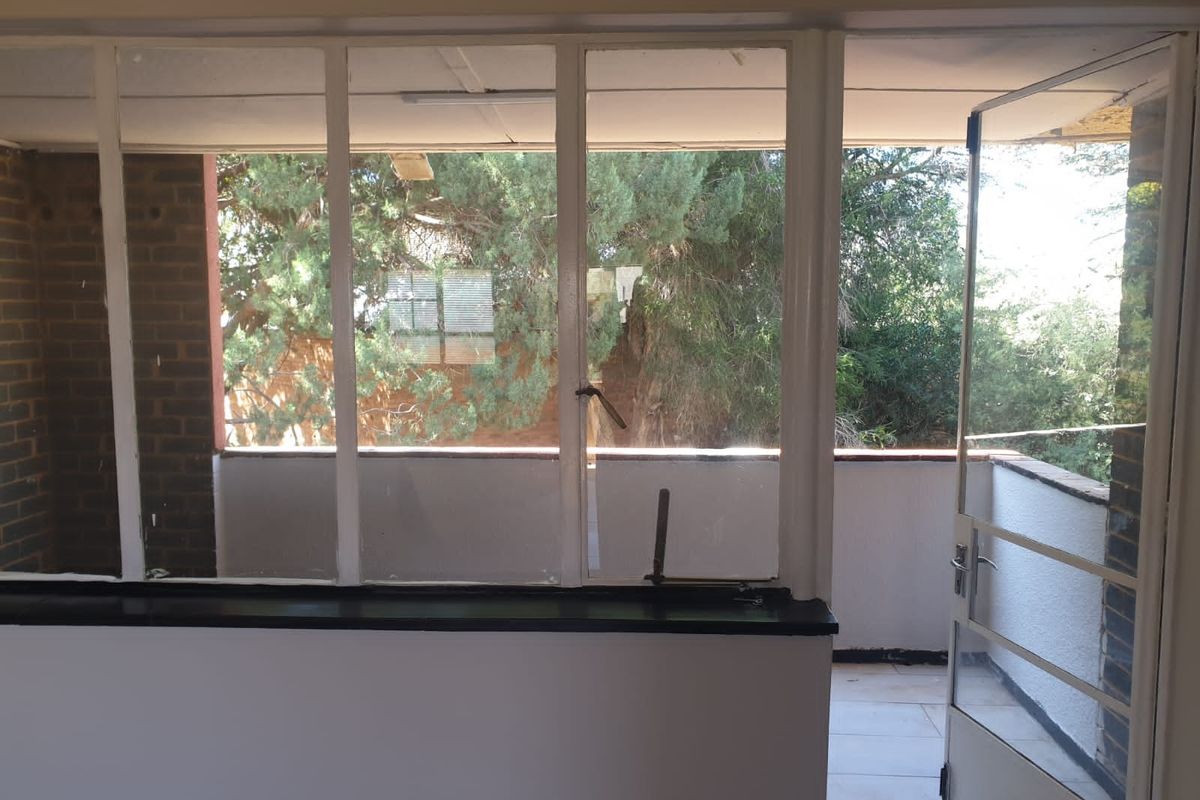 Apartment For Sale in Stilfontein Ext 1 - Photo 3