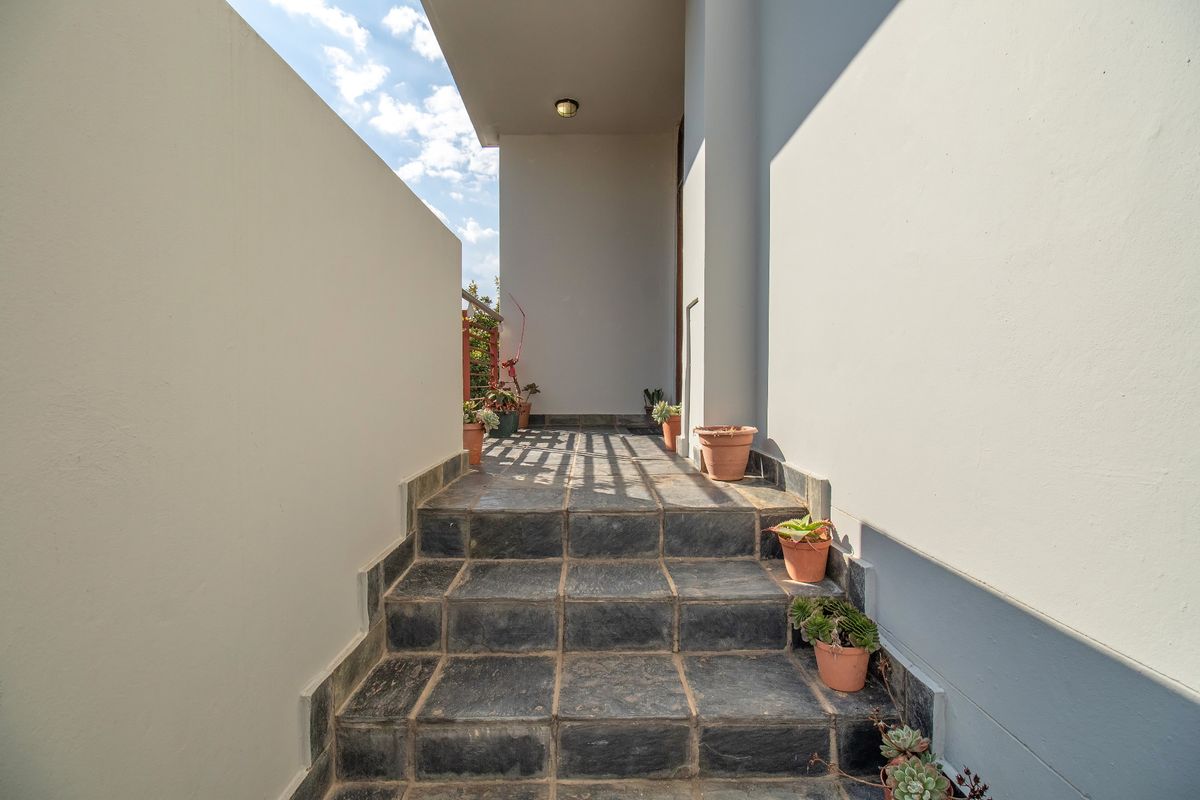 Apartment To Rent in Jackal Creek Golf Estate - Photo 2