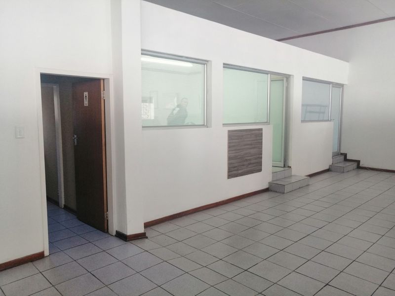 House For Sale in Klerksdorp Central - Photo 4