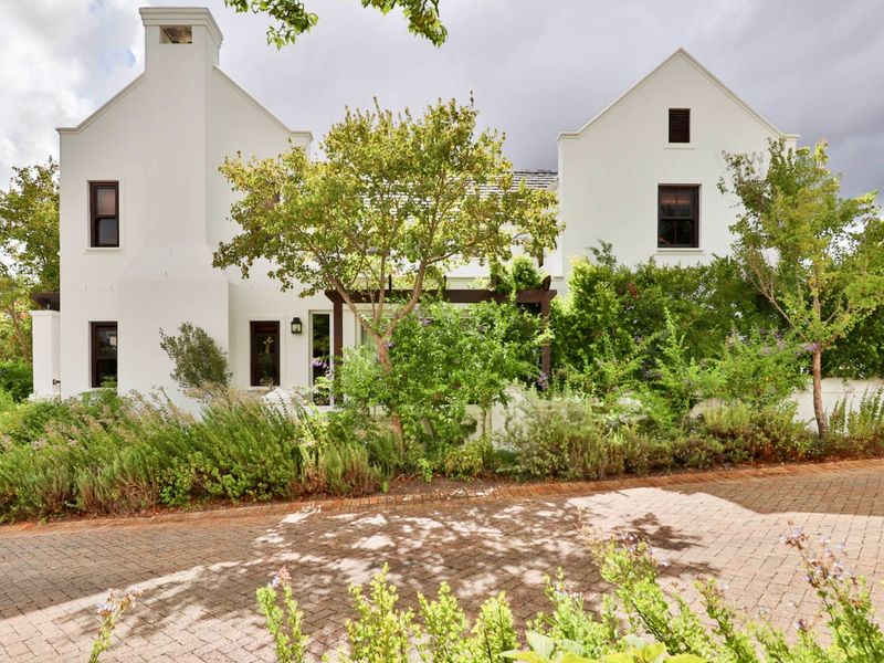 House For Sale in De Zalze Winelands Golf Estate - Photo 3