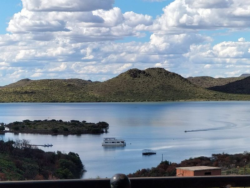 House For Sale in Vanderkloof - Photo 4