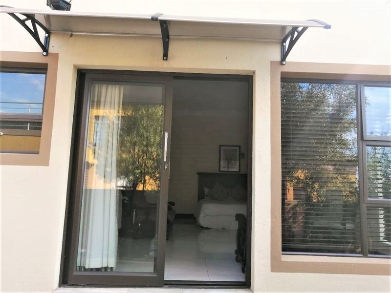 House To Rent in Blue Valley Golf Estate - Photo 4