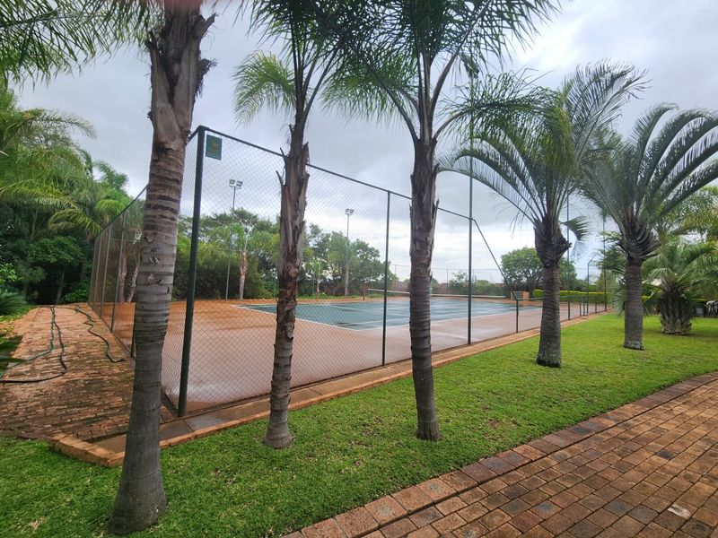 House For Sale in Broadlands - Photo 4