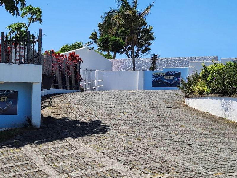 House For Sale in Cintsa West - Photo 2