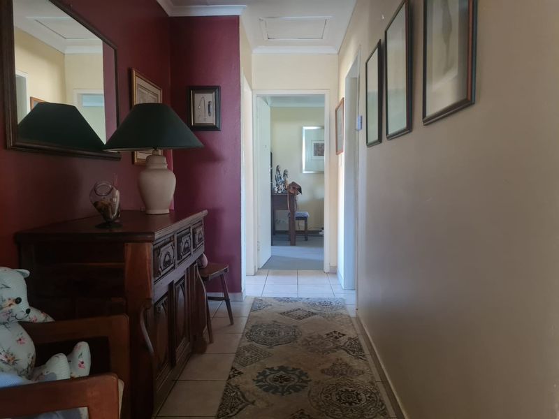 Townhouse For Sale in Meiringspark Ext 5 - Photo 6