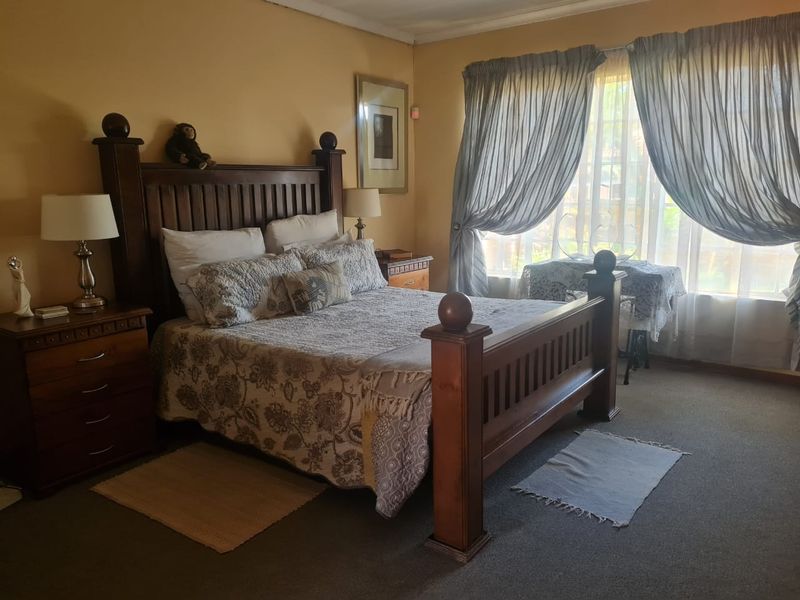 Townhouse For Sale in Meiringspark Ext 5 - Photo 10