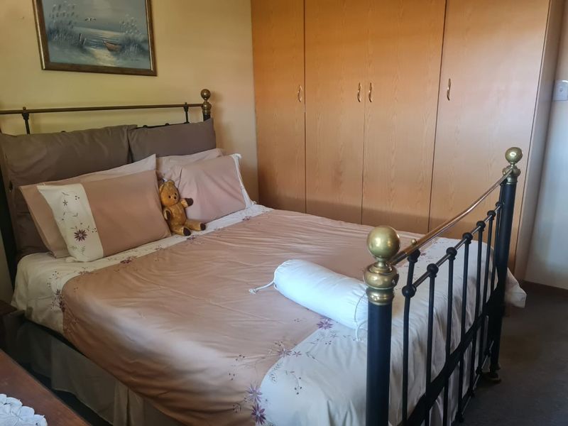 Townhouse For Sale in Meiringspark Ext 5 - Photo 8