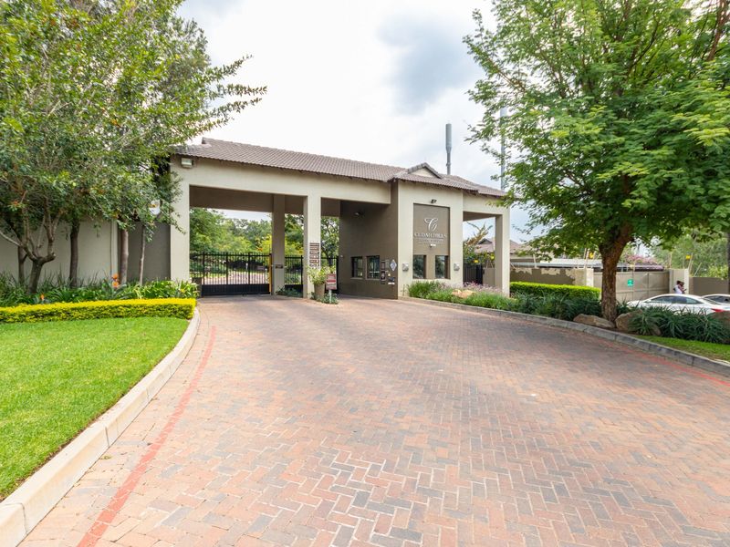 Apartment For Sale in Maroeladal - Photo 2