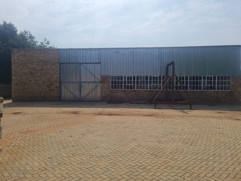 House For Sale in Stilfontein Industrial - Photo 2