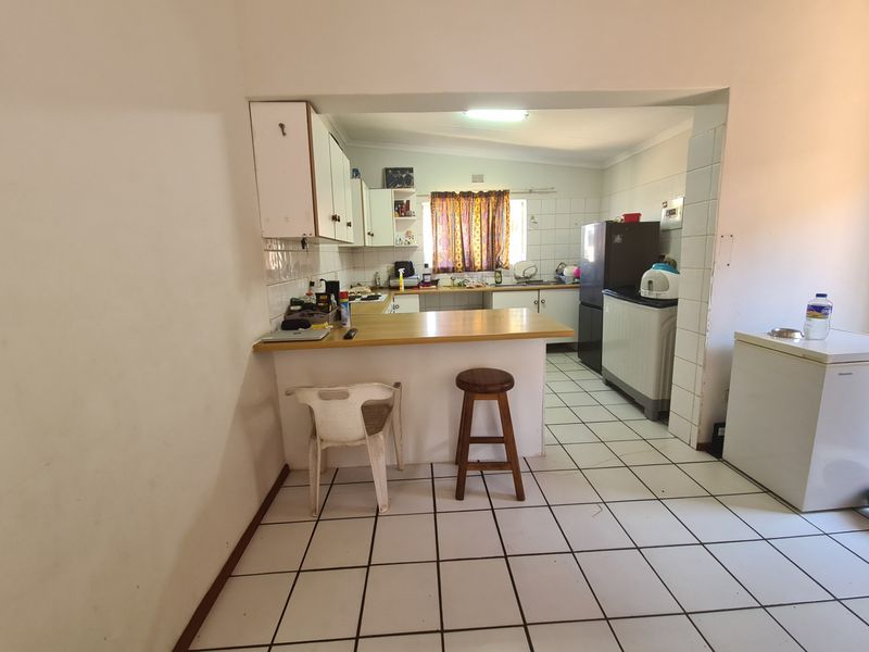 Townhouse For Sale in Bendor - Photo 7