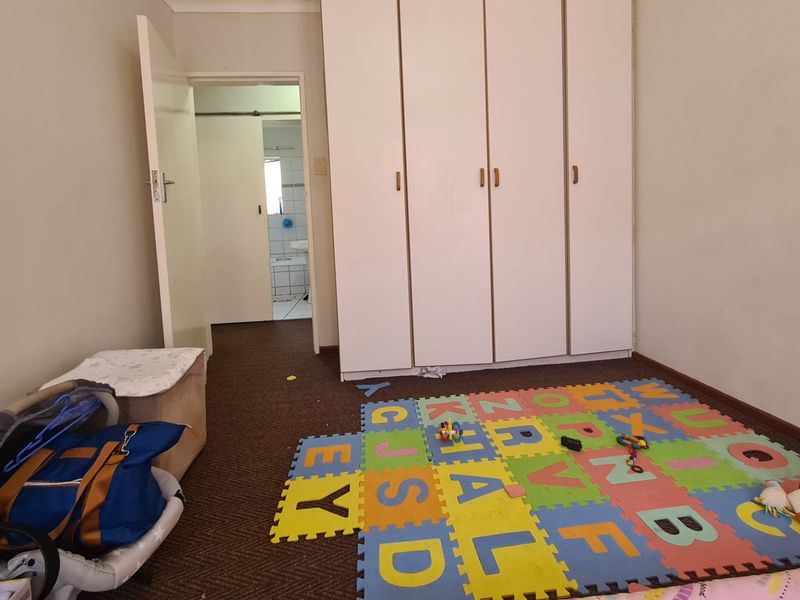 Townhouse For Sale in Bendor - Photo 10