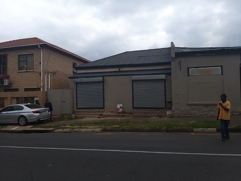 House For Sale in Mayfair - Photo 4